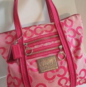 Beautiful condition Coach Poopy Tote